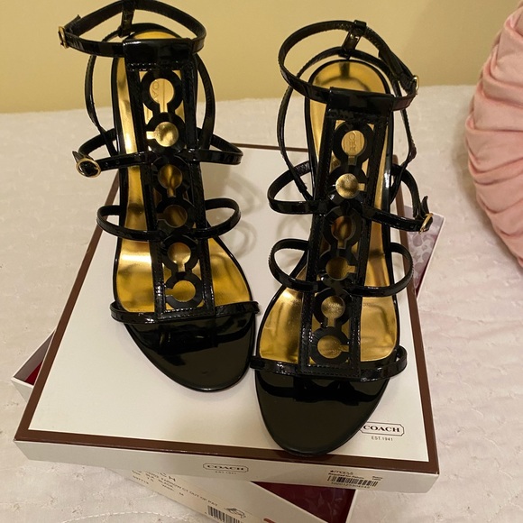 💕Authentic Coach Black Patten Leather Sandals - Picture 1 of 7